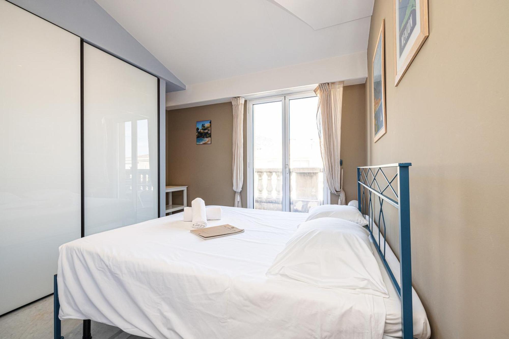 Victoria Bergamote Attic - Happy Rentals Mentone Esterno foto