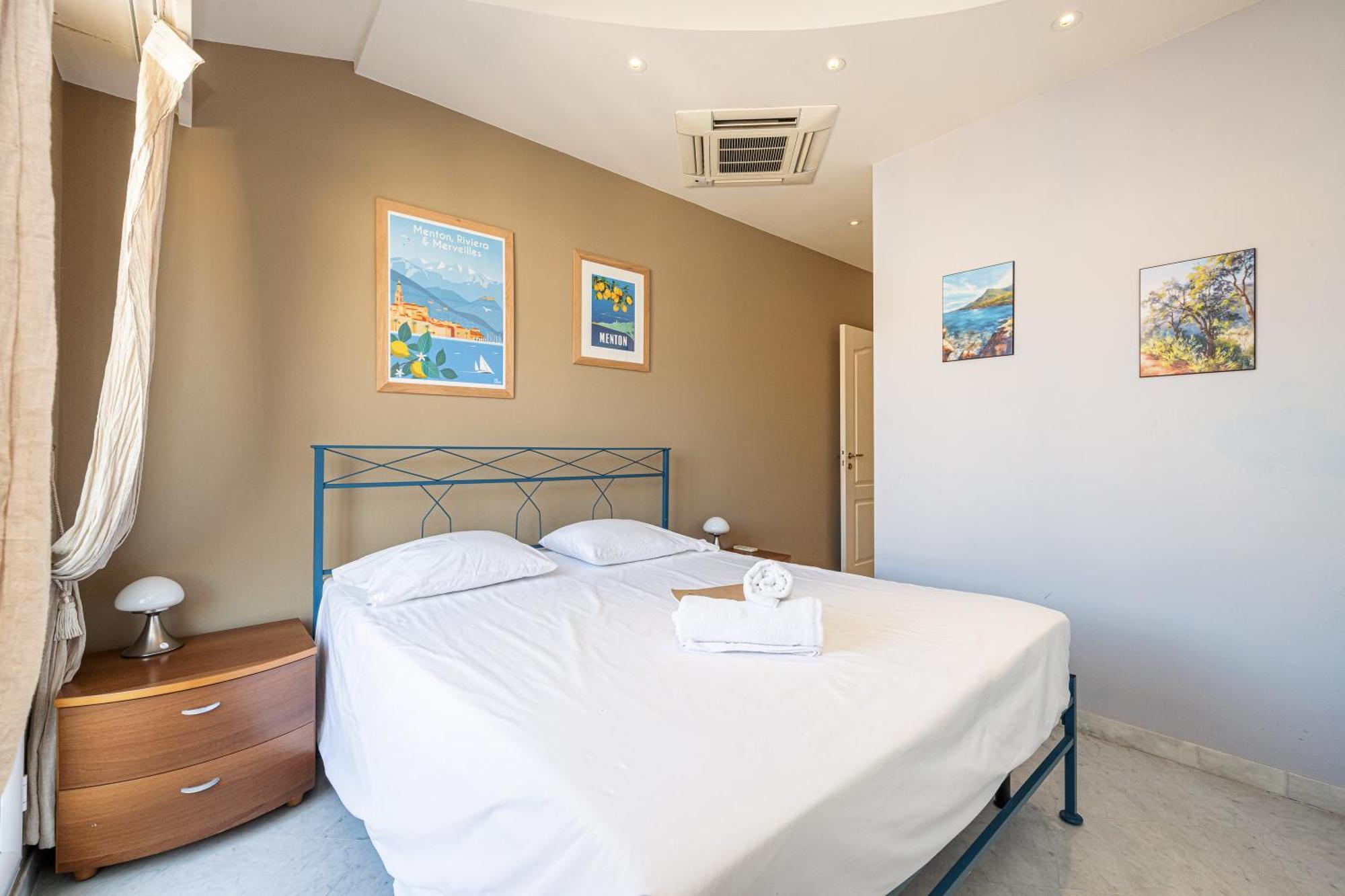 Victoria Bergamote Attic - Happy Rentals Mentone Esterno foto